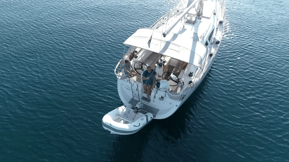 TenderConnect Dinghytransport Funktionsweise – Ausleger und Receiver Edelstahl